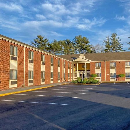 Days Inn By Wyndham Brunswick Bath Area Екстер'єр фото